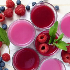 smoothies, berries, nutrition-3176371.jpg